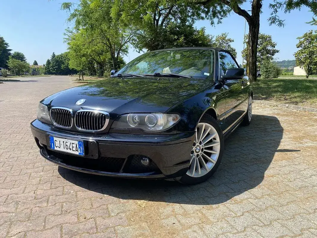 Usata BMW 325 Cabriolet Efficient Dynamics 192 CV (141 kW) 2003 Cabrio