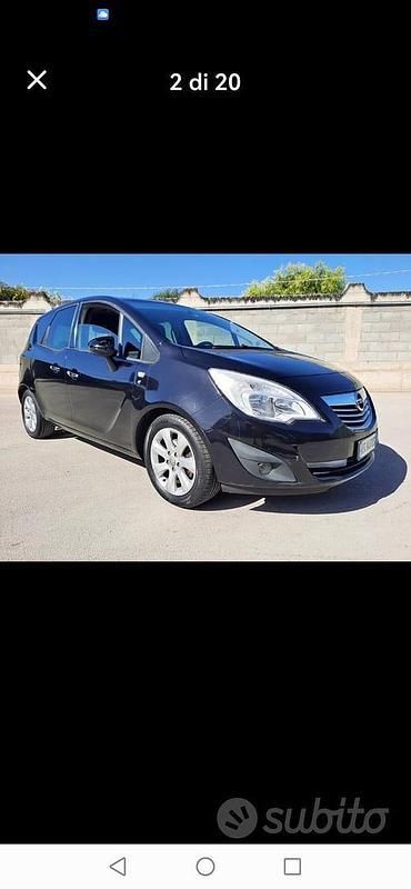 Usata Opel Meriva 90 CV (66 kW) 2012 Nero Monovolume