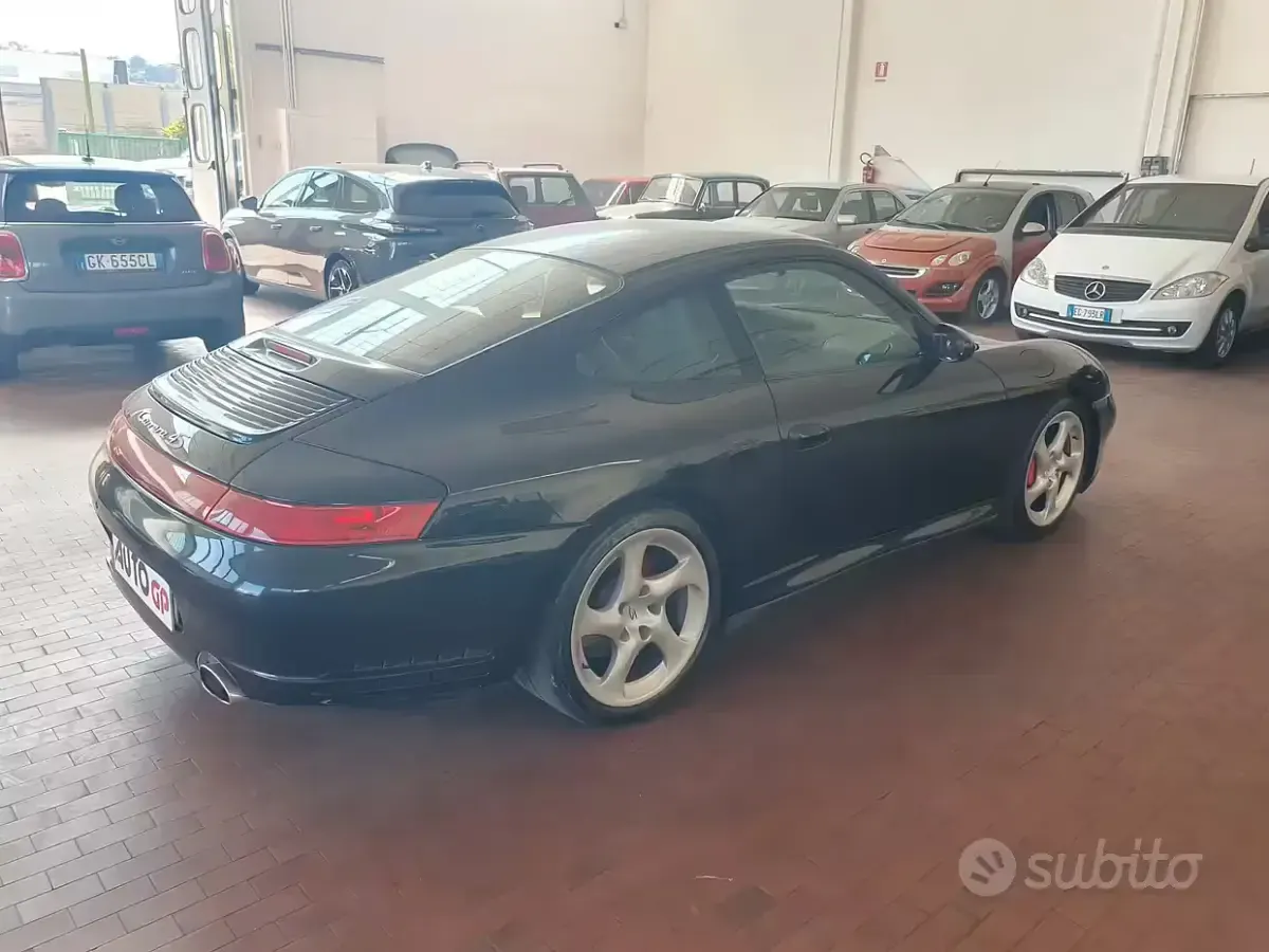 Usata Porsche 911 Carrera 4S 320 CV (235 kW) 2004 Nero Coupé
