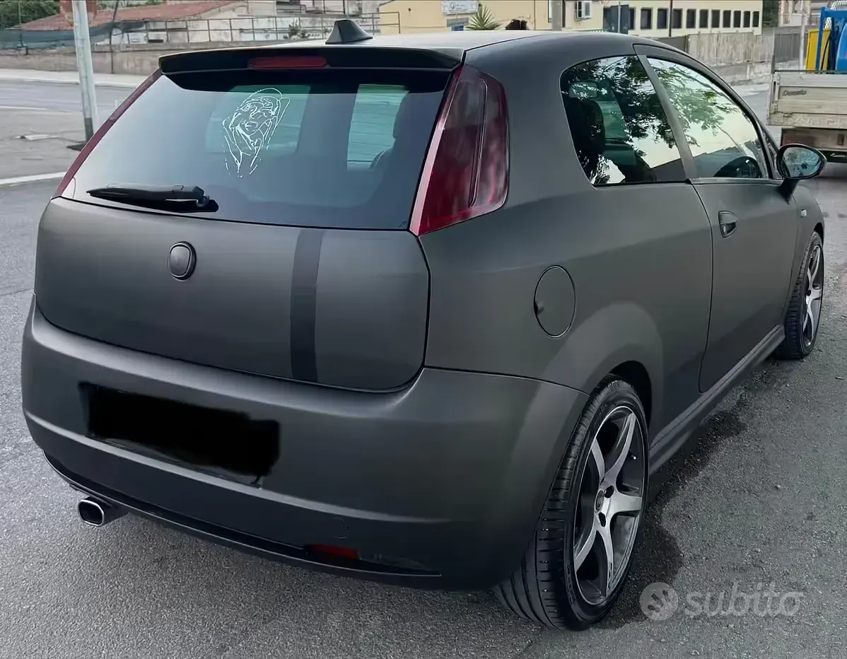Usata Fiat Grande Punto Emotion 131 CV (96 kW) 2008 Nero Utilitaria