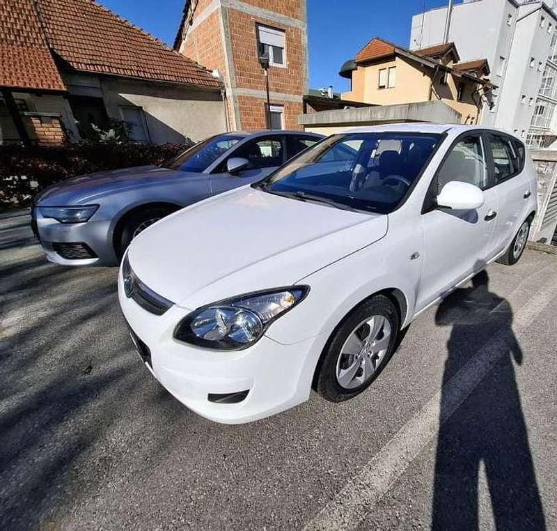Usata Hyundai i30 109 CV (80 kW) 2009 Berlina
