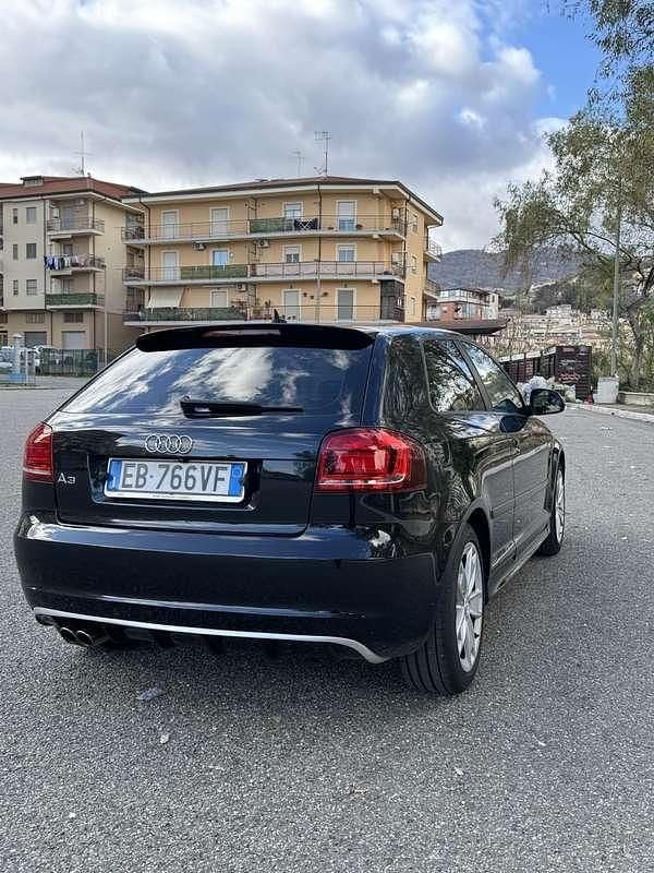 Usata Audi A3 Ambition 105 CV (77 kW) 2010 Nero Utilitaria