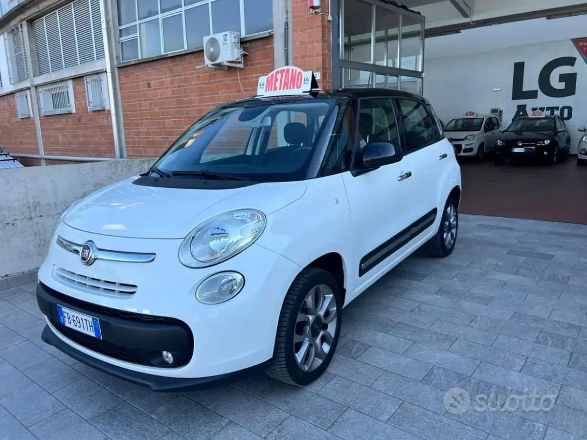 Usata Fiat 500L Living 80 CV (58 kW) 2015 Bianco Monovolume