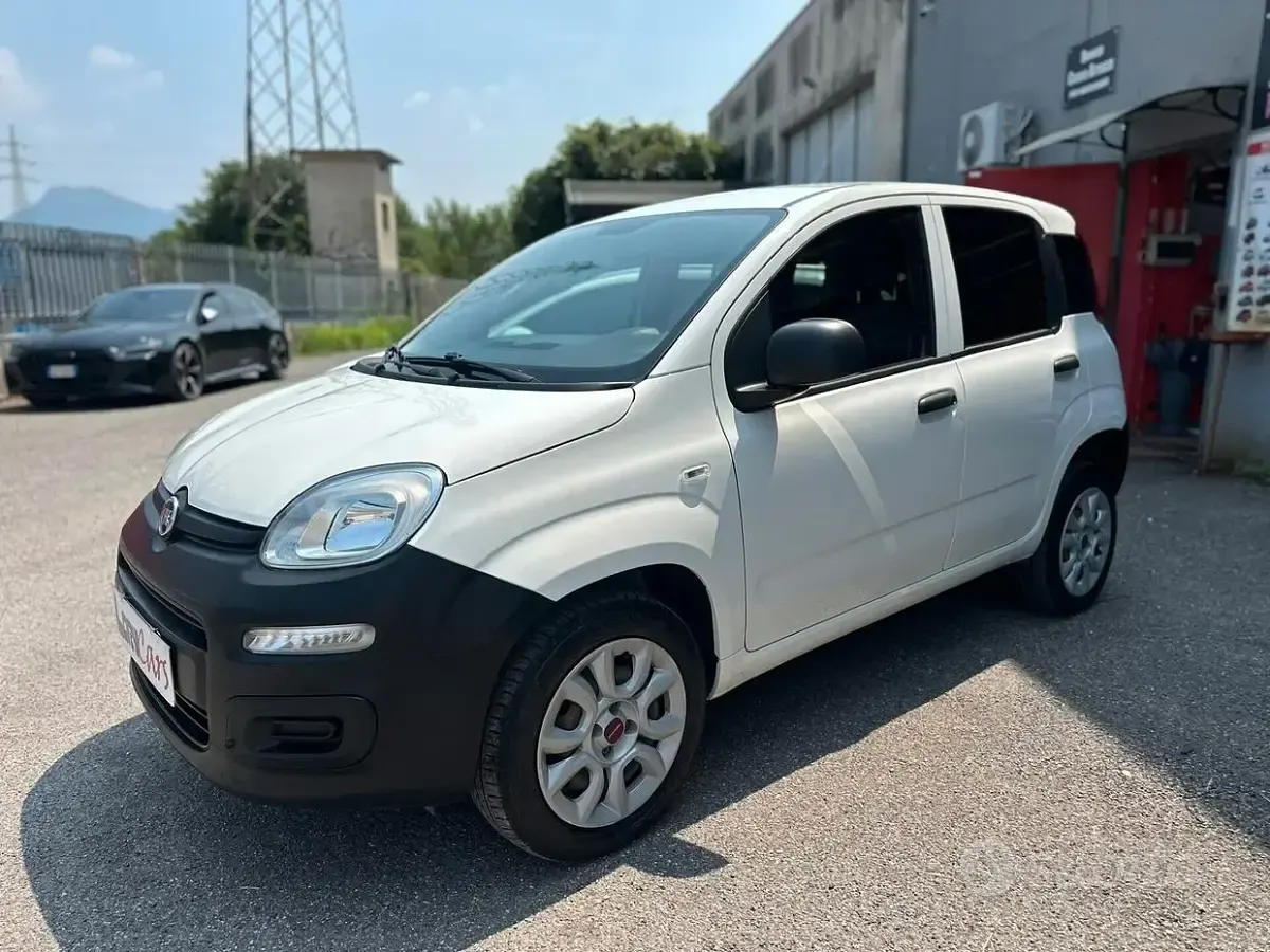 Usata Fiat Panda Pop 80 CV (58 kW) 2021 Bianco Utilitaria