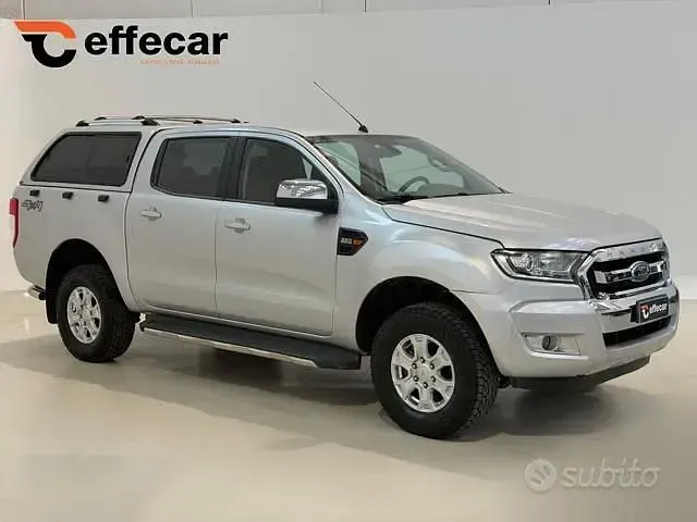 Usata Ford Ranger XLT 160 CV (117 kW) 2018 Grigio Pick-up