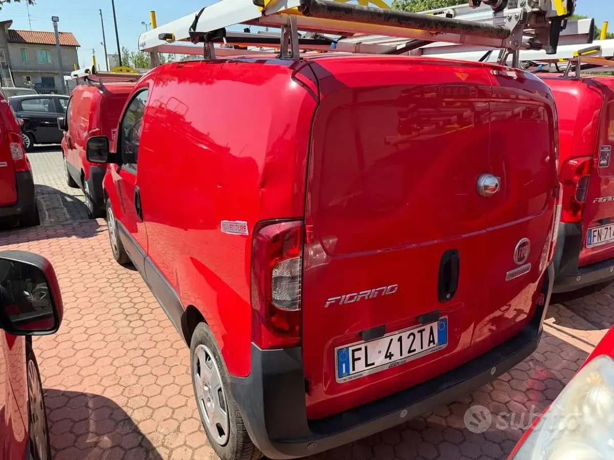 Usata Fiat Fiorino 95 CV (69 kW) 2017 Rosso Monovolume