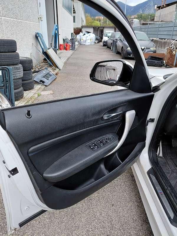 Usata BMW 116 Sport Line 116 CV (85 kW) 2018 Bianco Utilitaria