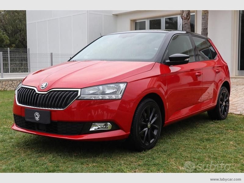 Begagnad Skoda Fabia Design Edition 75 HK (55 kW) 2018 Röd Sedan