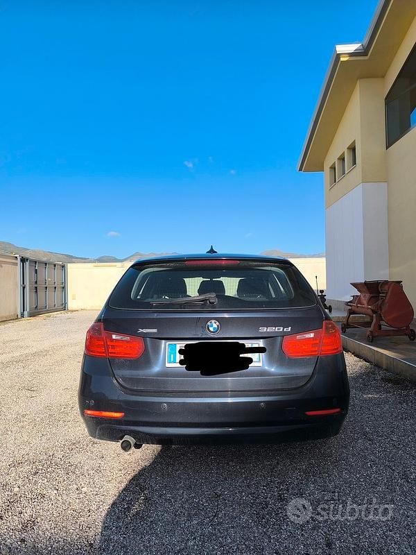 Usata BMW 320 136 CV (100 kW) 2015 Blu Station wagon