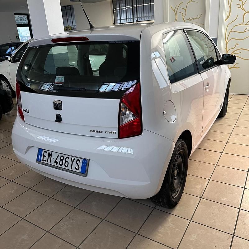 Usata Seat Mii Style 59 CV (43 kW) 2012 Bianco Utilitaria
