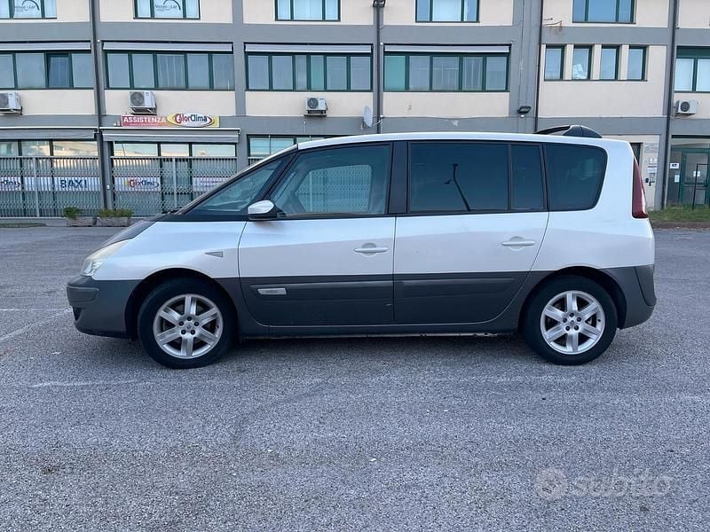 Usata Renault Espace Initiale 130 CV (95 kW) 2007 Grigio Monovolume