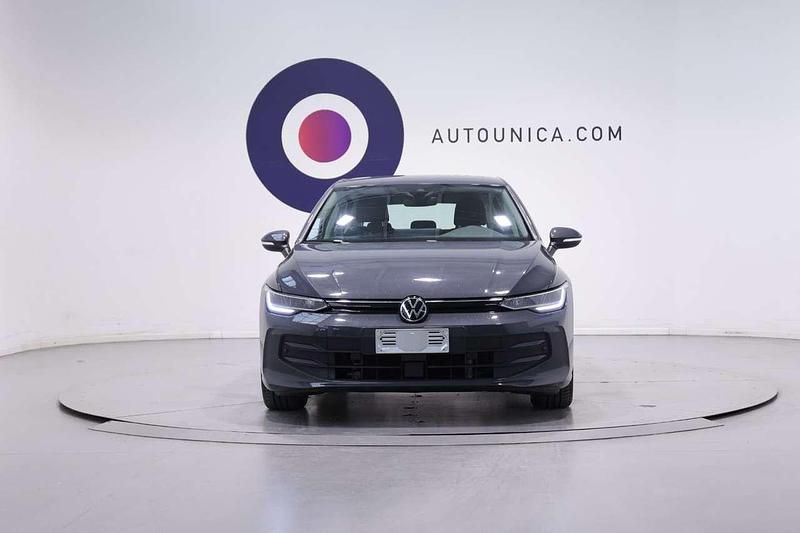 Usata VW Golf VIII Life 116 CV (85 kW) 2025 Grigio Berlina
