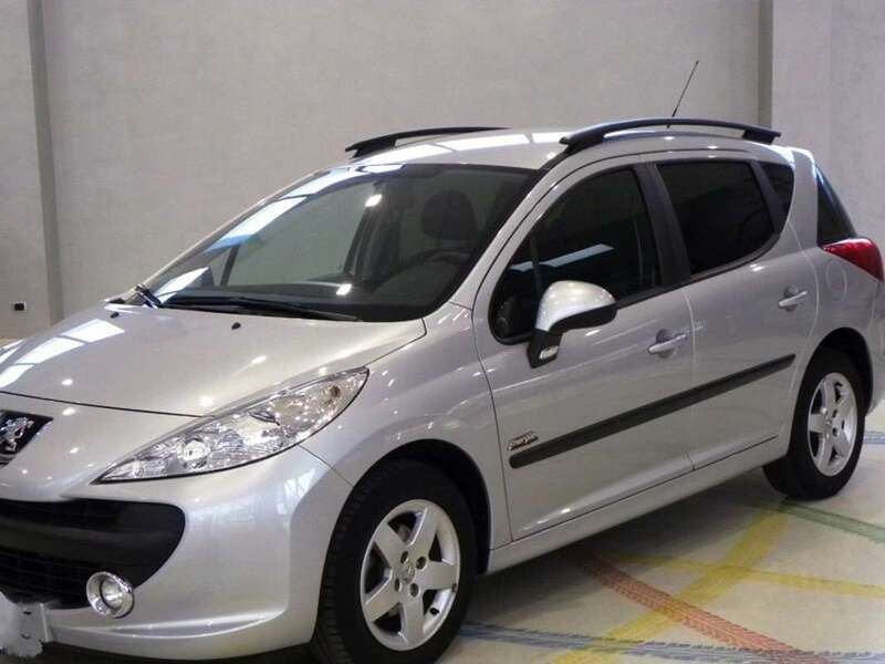 Usato 2009 Peugeot 207 1.4 Benzin 95 CV (3.150 €)