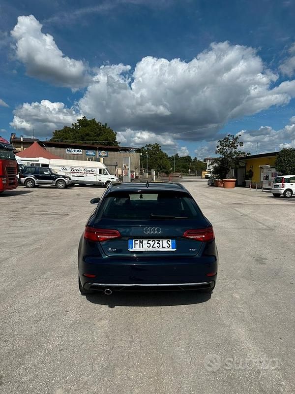 Usata Audi A3 Ambiente 116 CV (85 kW) 2018 Nero Berlina