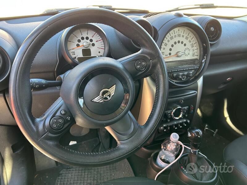 Usata Mini Countryman 111 CV (81 kW) 2015 Grigio SUV