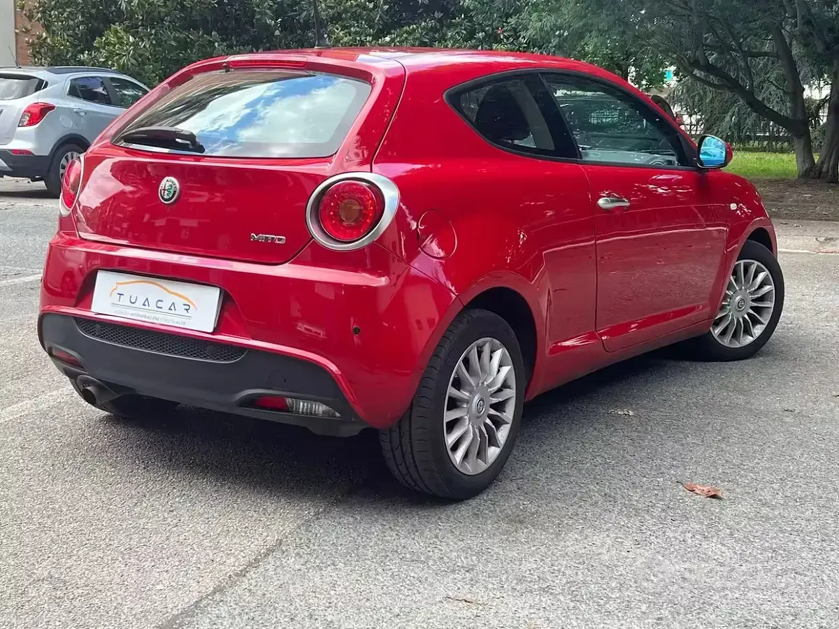 Usata Alfa Romeo MiTo 77 CV (56 kW) 2017 Rosso Utilitaria