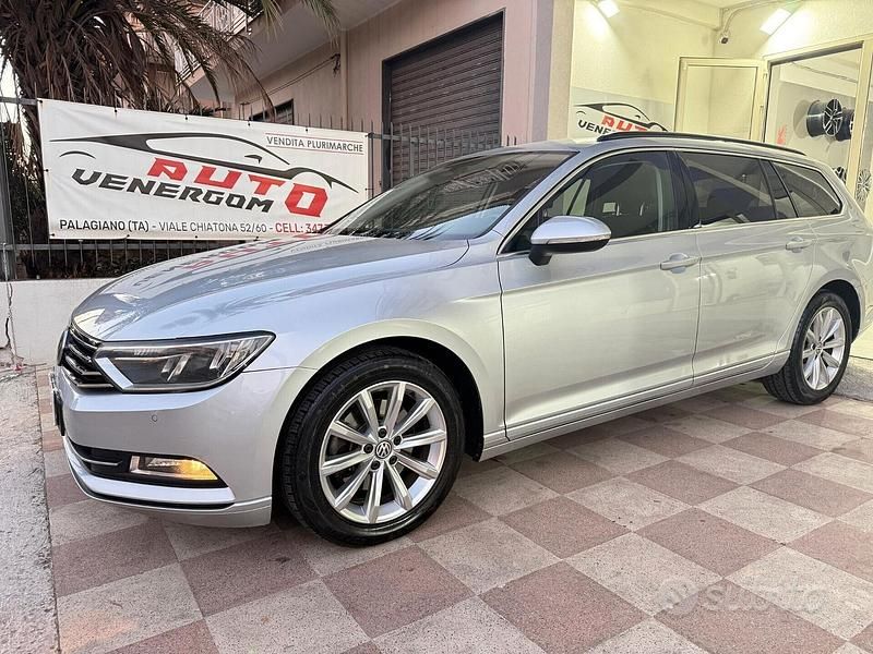 Grigio Usata 2017 VW Passat Business Tre volumi | 13.700 € (Buon prezzo) - Immagine 1/4