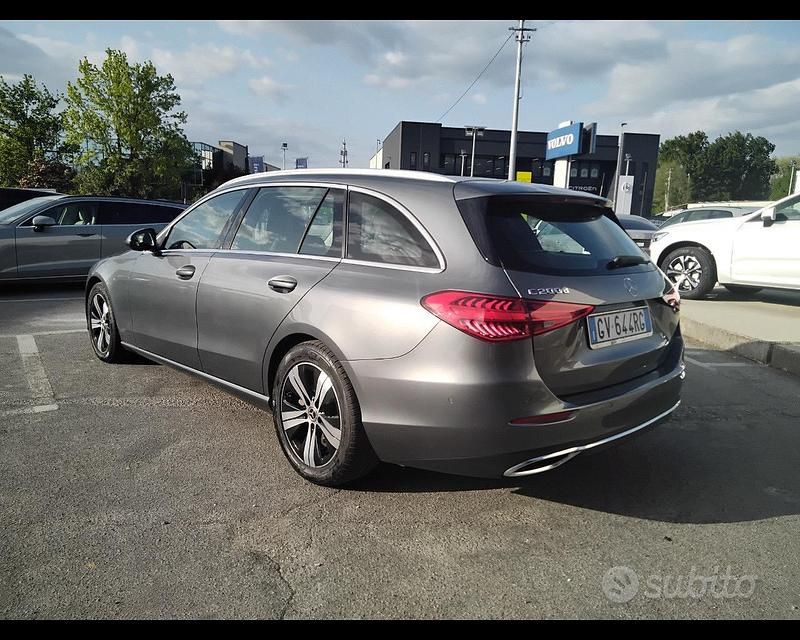 Usata Mercedes C200 163 CV (119 kW) 2022 Grigio Station wagon