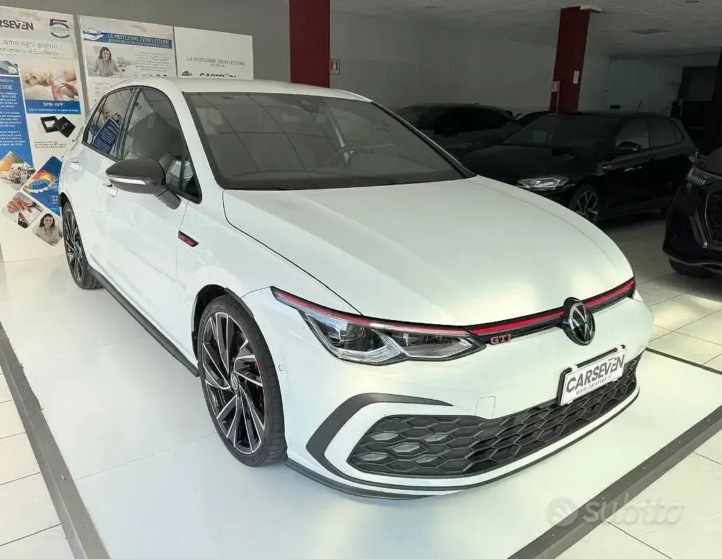 Usata VW Golf VIII GTI 245 CV (180 kW) 2020 Bianco Berlina