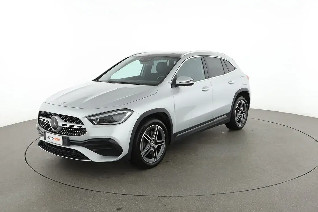 Begagnad Mercedes GLA250 AMG line 218 HK (160 kW) 2022 SUV