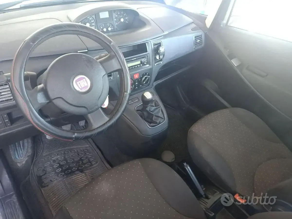 Usata Fiat Idea 90 CV (66 kW) 2008 Nero Monovolume