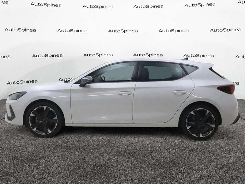 Usata Cupra Leon 150 CV (110 kW) 2025 Bianco Utilitaria