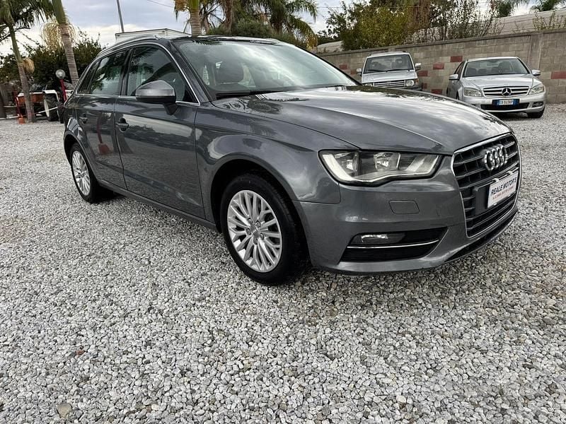Usata 2013 Audi A3 Due volumi | 6900 € (Super prezzo) - Immagine 1/4