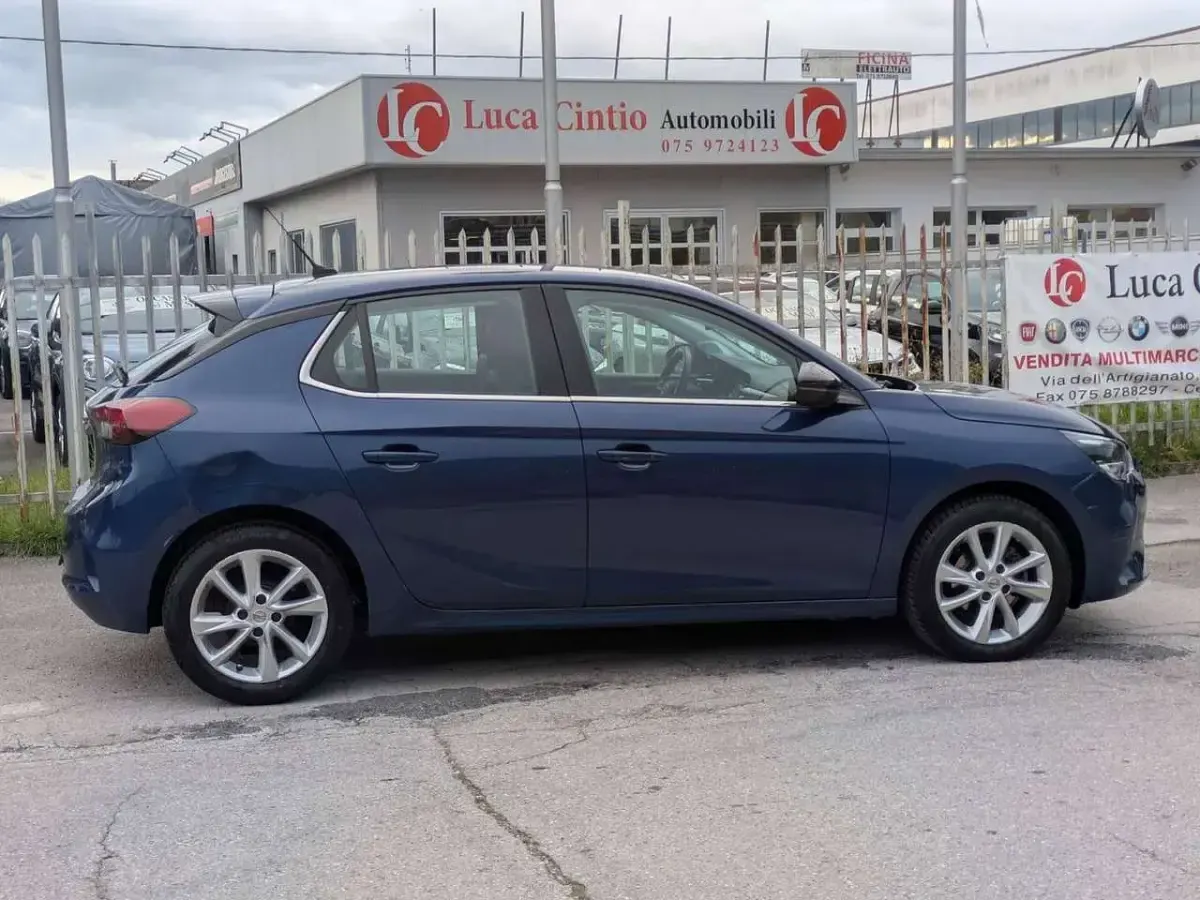 Usata Opel Corsa Elegance 75 CV (55 kW) 2021 Blu/azzurro Utilitaria