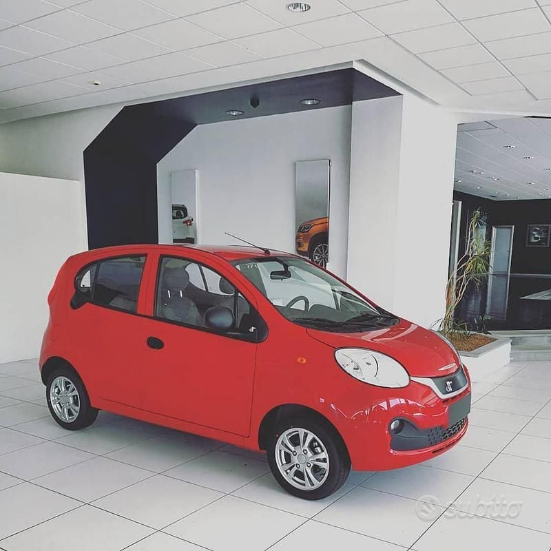 Rosso Usata 2021 DR DR 1.0 Utilitaria | 5500 € (Super prezzo) - Immagine 1/4
