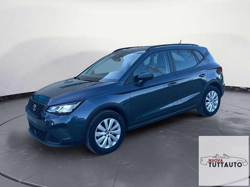 Usata Seat Arona Style 95 CV (69 kW) 2024 Grigio SUV