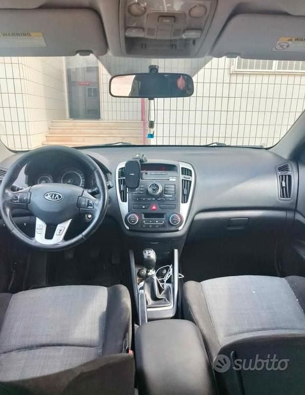 Usata Kia Ceed 116 CV (85 kW) 2010 Utilitaria