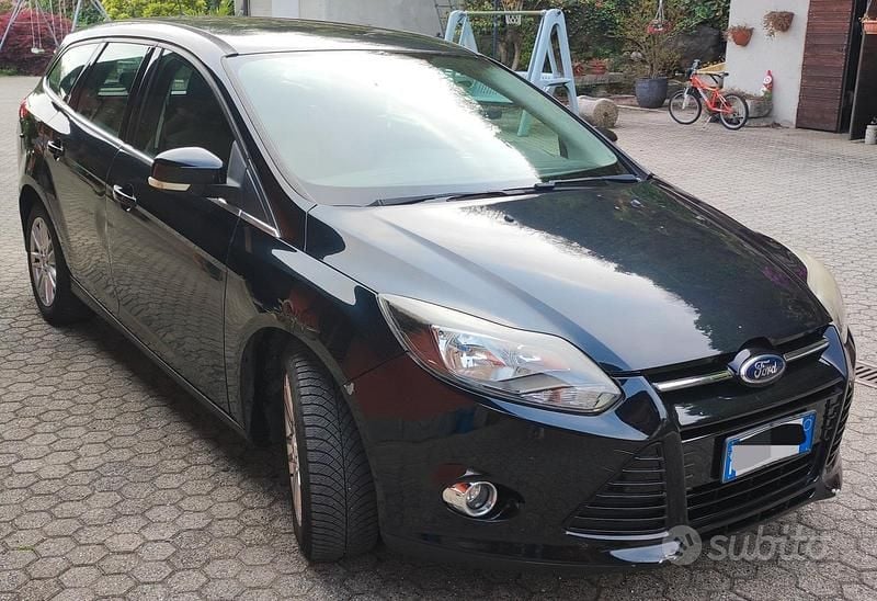 Usata Ford Focus Titanium 115 CV (84 kW) 2012 Nero Station wagon