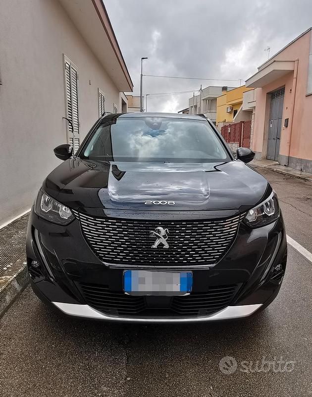 Usata Peugeot 2008 131 CV (96 kW) 2022 Nero SUV