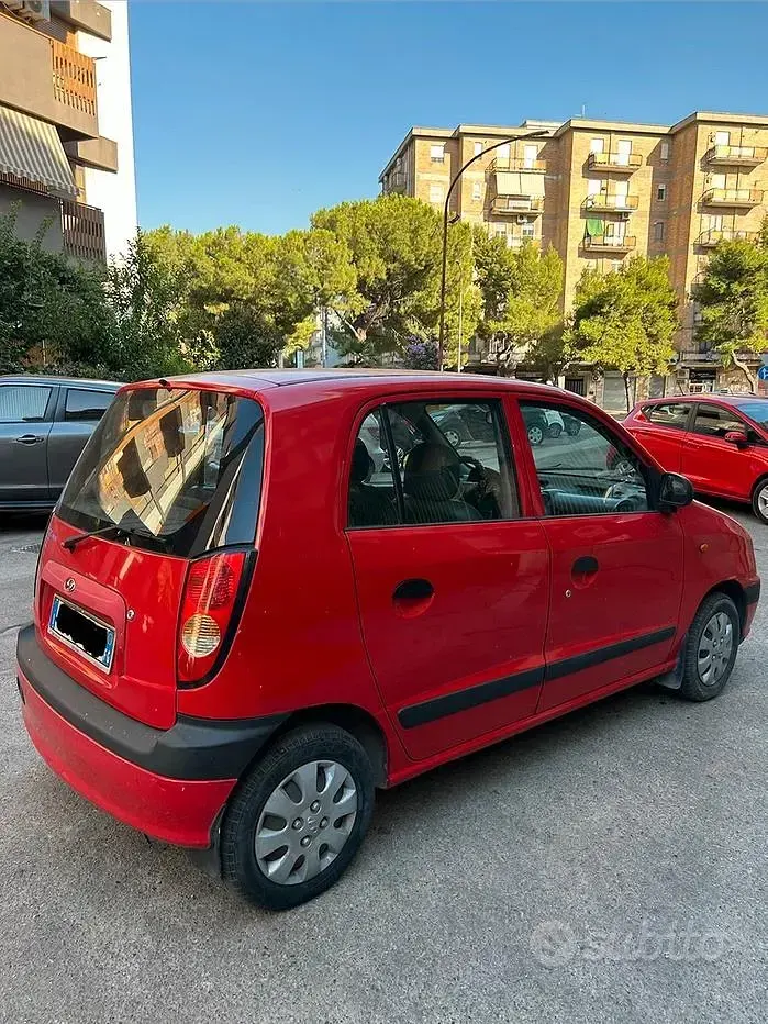 Usata Hyundai Atos Prime 58 CV (42 kW) 2003 Rosso Utilitaria
