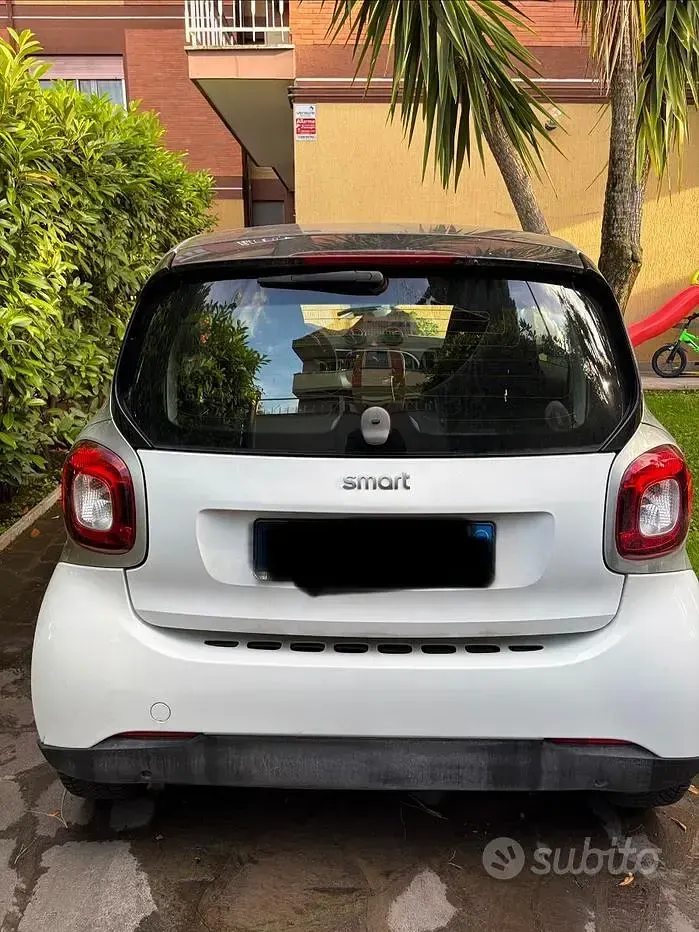 Usata Smart ForTwo Coupé Passion 71 CV (52 kW) 2016 Bianco Coupé