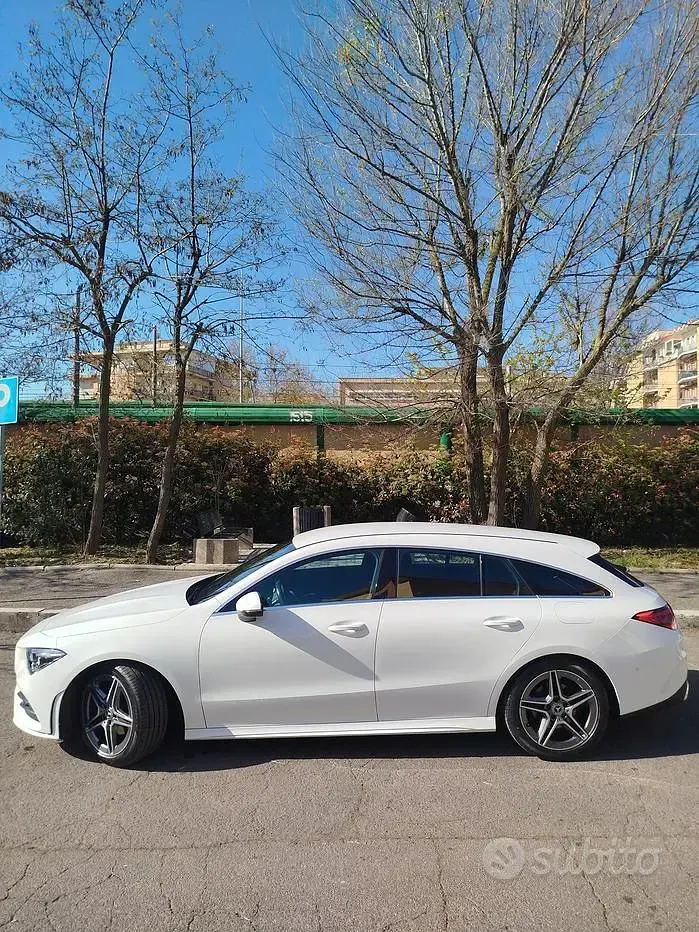 Käytetty Mercedes CLA180 Shooting Brake AMG 136 HP (100 kW) 2023 Valkoinen Farmari