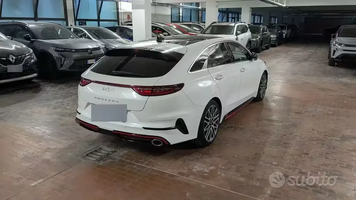 Usata Kia ProCeed GT 204 CV (150 kW) 2022 Bianco Station wagon