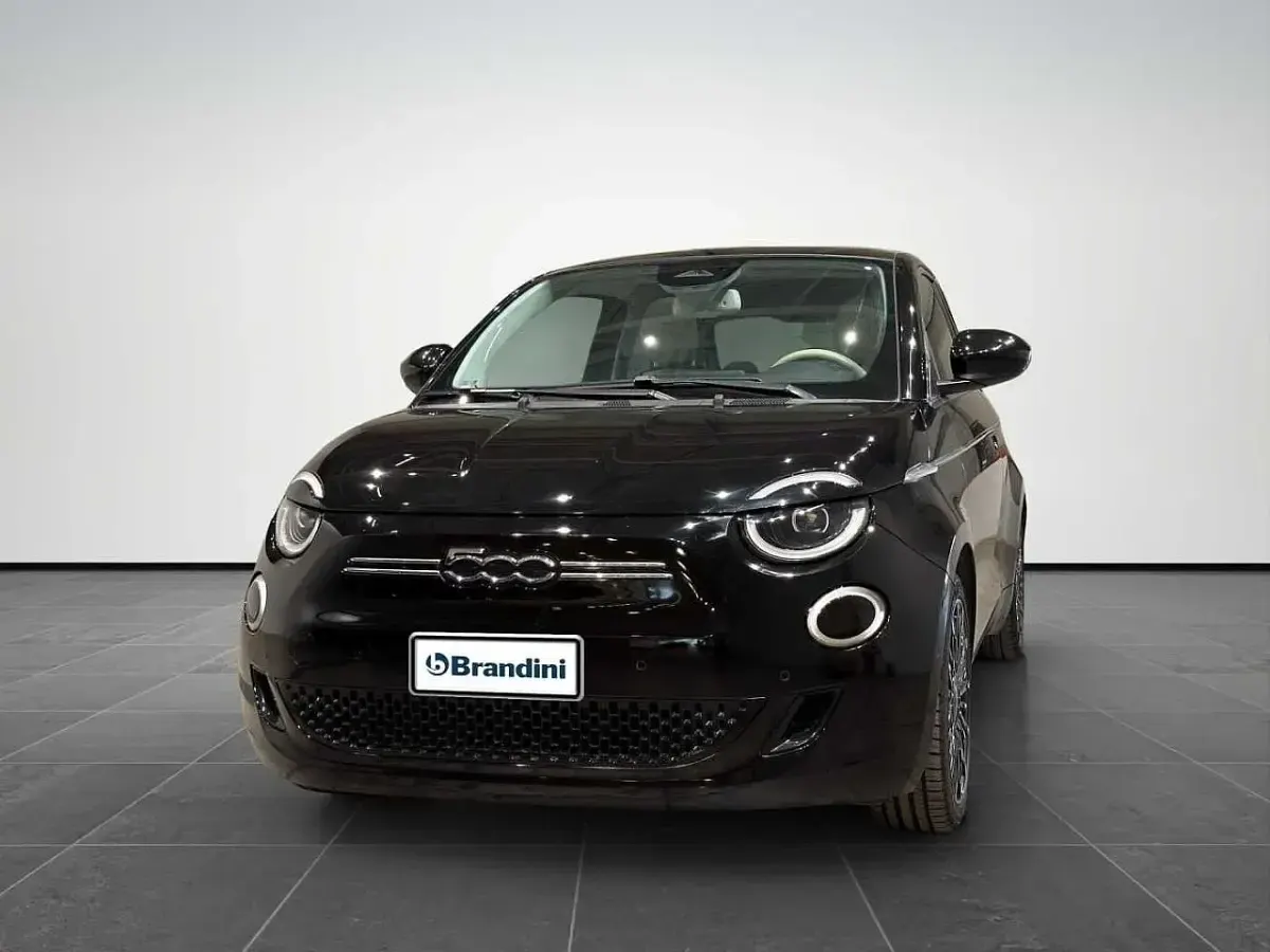 Usata Fiat 500e La Prima 42 kW (58 CV) 2021 Utilitaria
