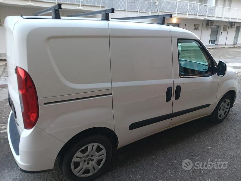Usata Fiat Doblò 2017 Bianco Monovolume