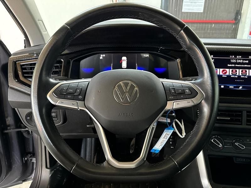 Usata VW Polo Life 95 CV (69 kW) 2023 Grigio Utilitaria