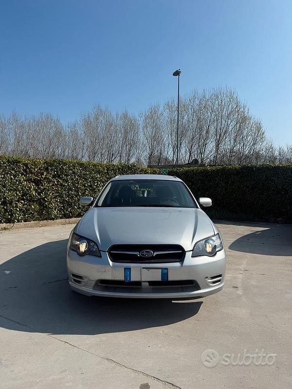 Usata Subaru Legacy 115 CV (84 kW) 2024 Grigio Berlina