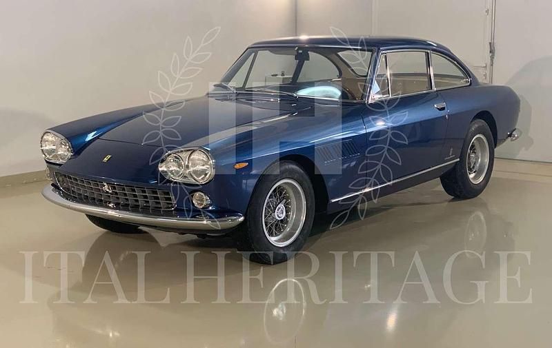 Blu Usata 1964 Ferrari 330 Coupé | 350.000 € - Immagine 1/4