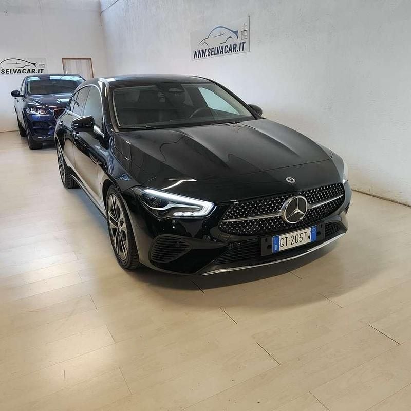Usata Mercedes CLA180 Shooting Brake Executive 116 CV (85 kW) 2024 Other Station wagon