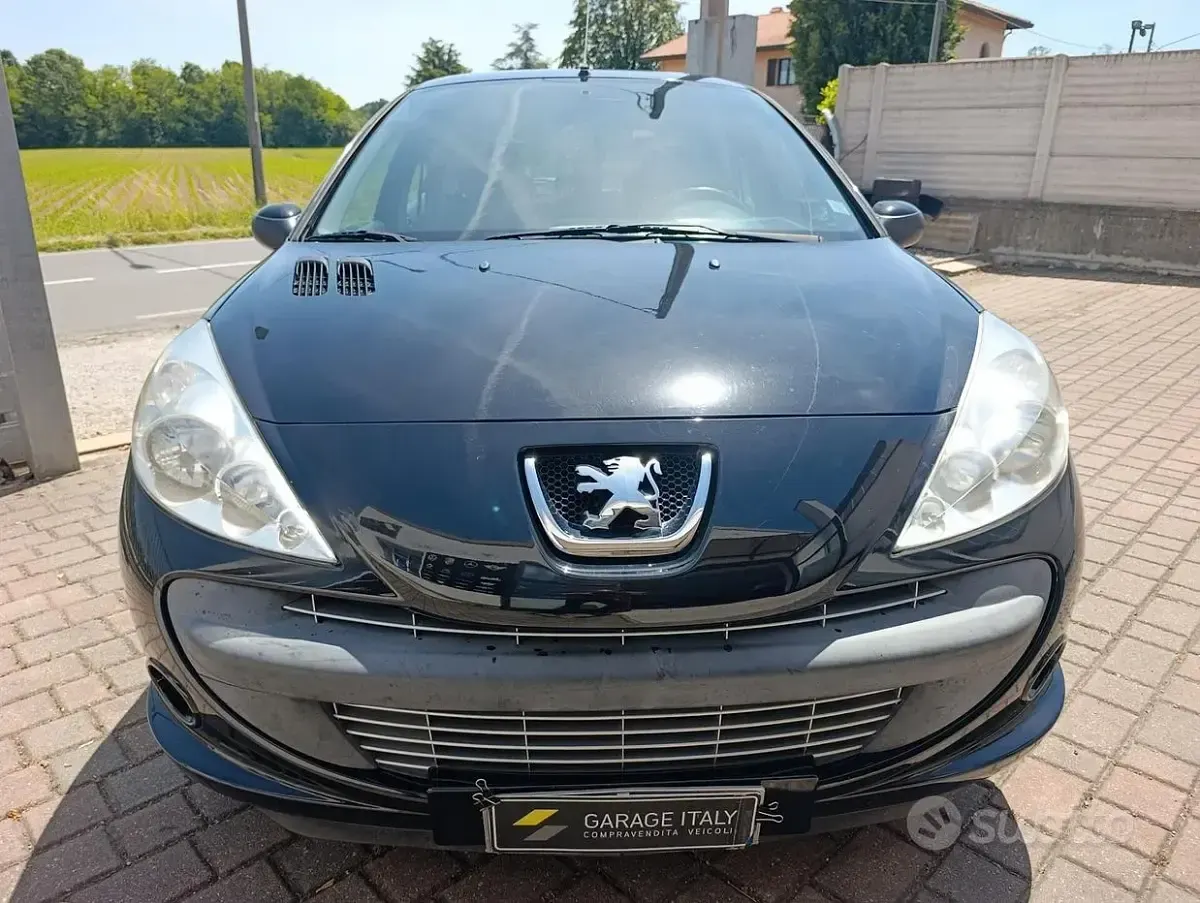 Usata Peugeot 206 60 CV (44 kW) 2010 Nero Berlina