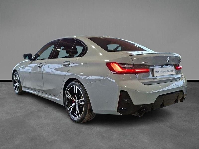 Usata BMW 320 M Sport 190 CV (139 kW) 2025 Grigio / metallizzato Berlina