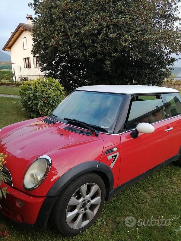 Usata Mini Cooper Coupé Seven 116 CV (85 kW) 2006 Rosso Coupé