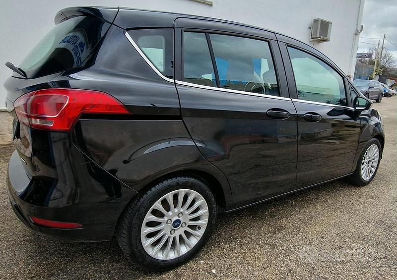Usata Ford B-MAX 95 CV (69 kW) 2012 Nero Monovolume