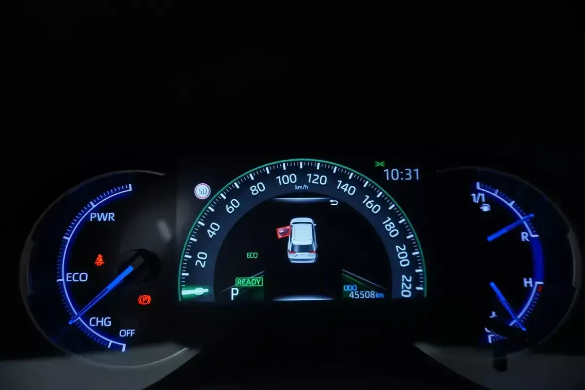 Usata Toyota RAV4 Hybrid 218 CV (160 kW) 2022 Biancobianco SUV