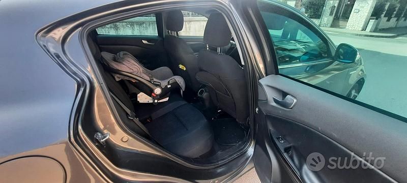 Usata Alfa Romeo Giulietta 105 CV (77 kW) 2010 Grigio Utilitaria