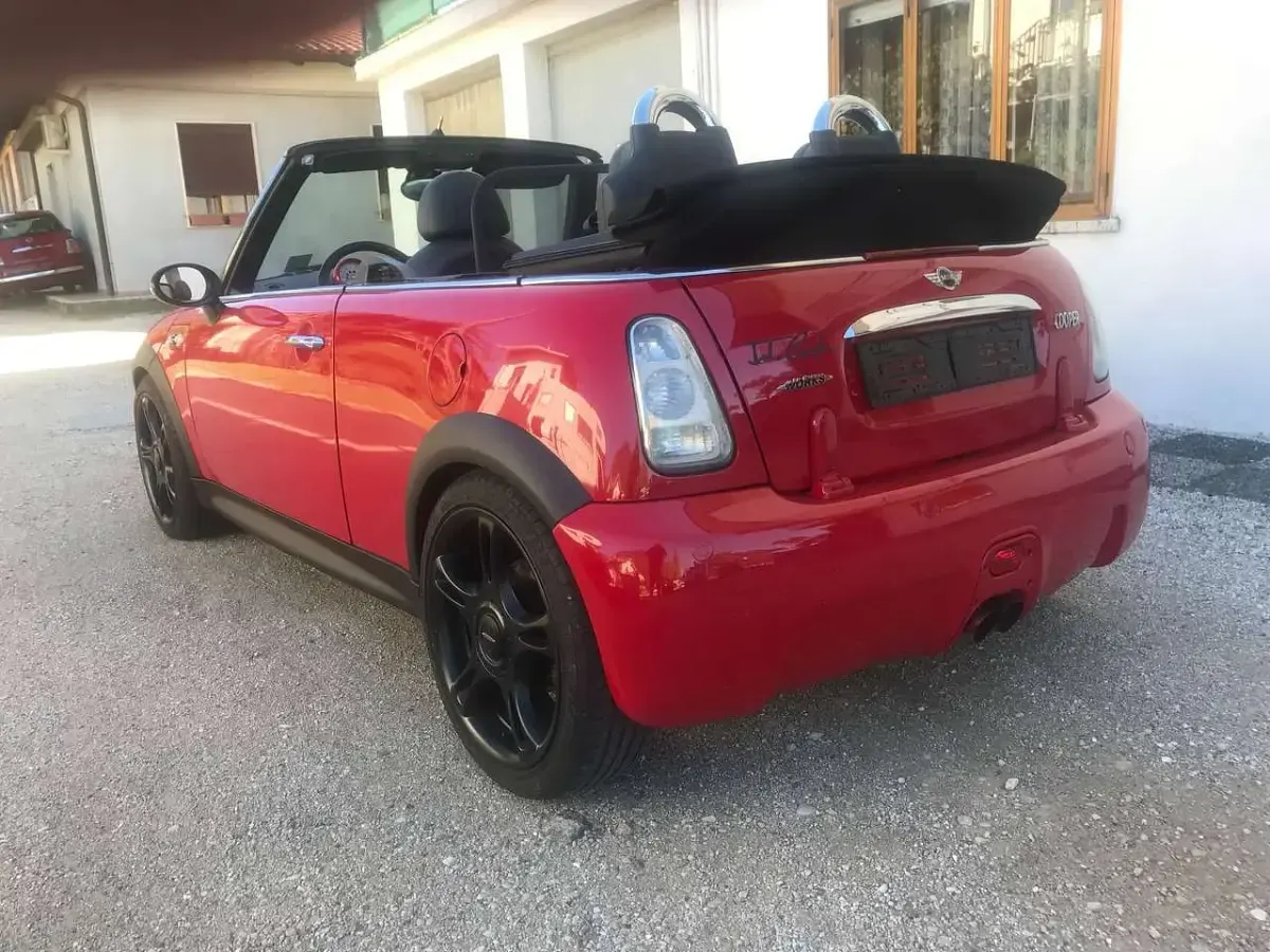 Usata Mini John Cooper Works Cabriolet 211 CV (155 kW) 2005 Rosso Cabrio